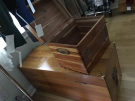 CEDAR STORAGE BOX AND LONG LEAF PINE TRUNK