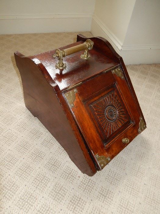 ANTIQUE COAL HOLDER WITH BELLOWS BRASS FITTINGS