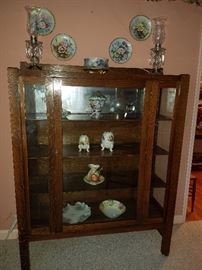 Tiger oak curio, matching electric luster lamps, Limoges footed bowl, & more!