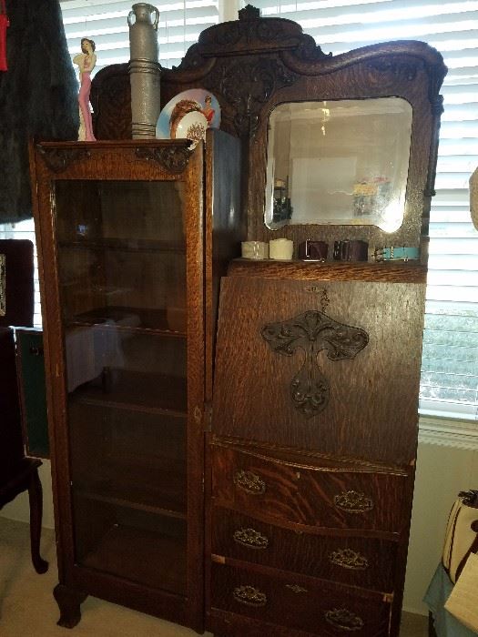 Victorian secretary/curio