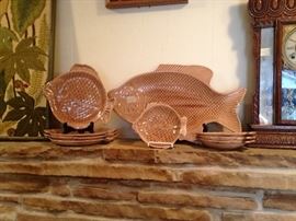 fish serving dishes