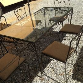 Vintage Iron Table and 6 Chairs