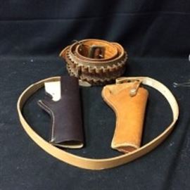Gun Holsters & Ammo Belt
