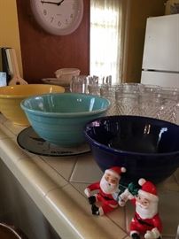 Vintage Pacific pottery bowls!
