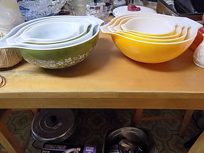 Vintage Nest of Bowls