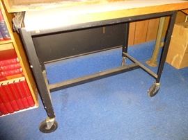 Rolling cart metal with electric connection 