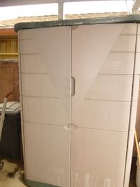 Rubbermaid Storage Cabinet