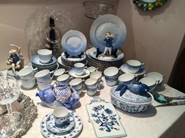 B. & G. "Seagull" Plates, Cups & Saucers, Figures