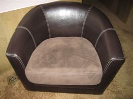 4 SUEDE AND LEATHER SWIVEL CHAIRS