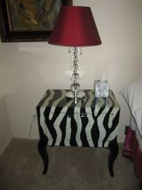 END TABLE AND LAMP