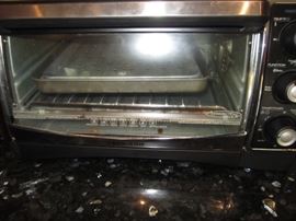 TOASTER OVEN