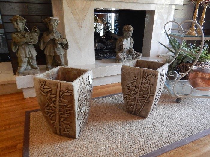 GARDEN PLANTERS AND STATUARY