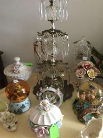 Candy dishes, crystal table lamp