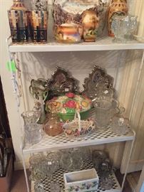 Metal bakers rack, crystal and decortives