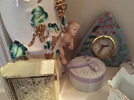 Vase and vanity items