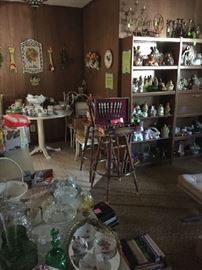 Roosters, vintage decorative items, 