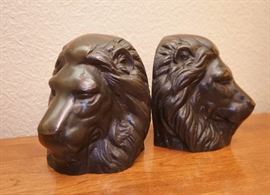 Silvestri lion book ends