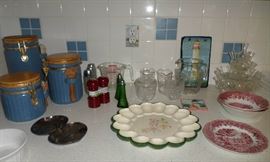 a bit of the kitchen things