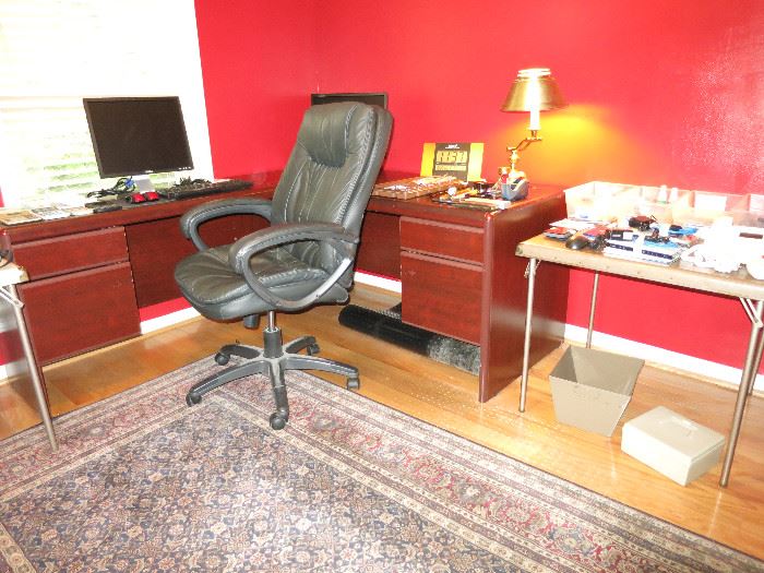 L-shaped Desk, Office Chair