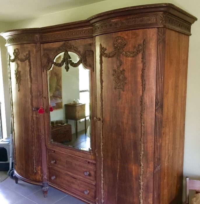 Dallas Northwood Hills Estate Sale starts on 11/10/2016