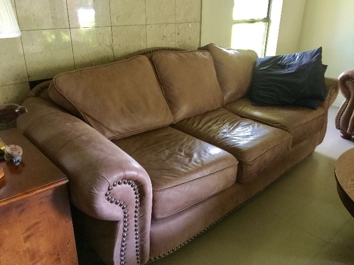 Dallas Northwood Hills Estate Sale starts on 11/10/2016