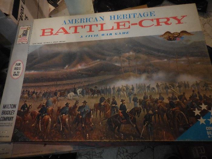 MB Vintage War Board Game