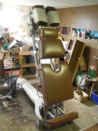 Chiropractic table