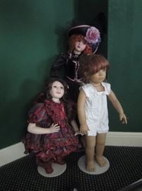 Over 90 dolls