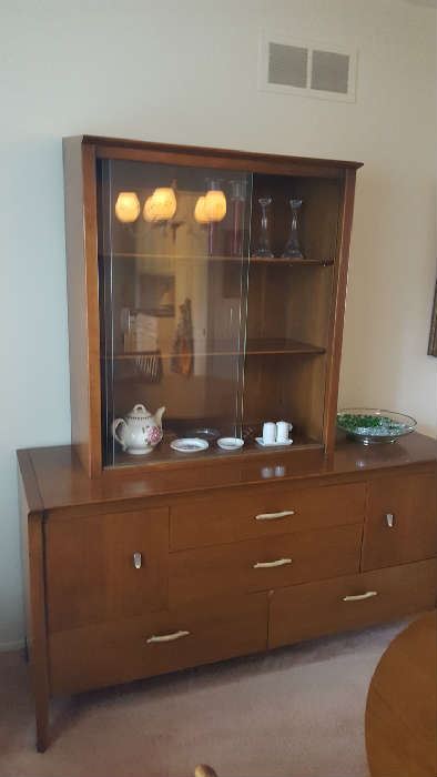 Drexel china cabinet - Now $100