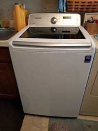 Nearly new Samsung washing machine