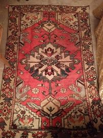 Love this Persian Bakhtiari 100% wool, hand woven rug, measures 4' 1' X 6' 4".