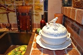 Mottahedeh Tureen with Stand