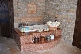 Guest Sitting Room / Bathroom