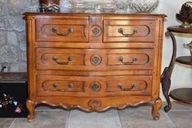 Henredon Chest Of Drawers