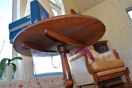 Antique Tilt Top Table
