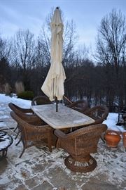 Frontgate Patio Set with Umbrella and 6 Chairs