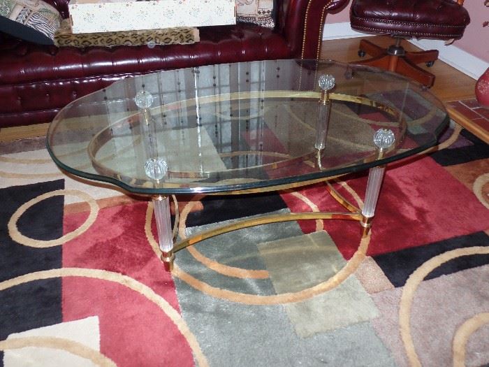 High- End Coffee Table and carpet