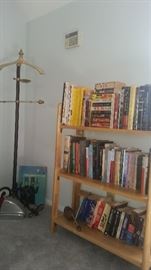 Fold up wood book shelves $15