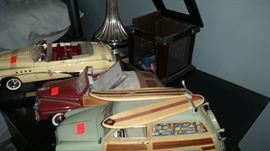 Franklin mint collection of vintage cars