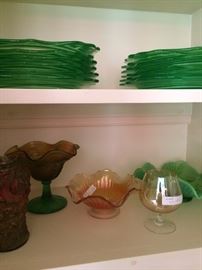 Green party plates; carnival glassware