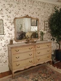 Dresser & matching mirror