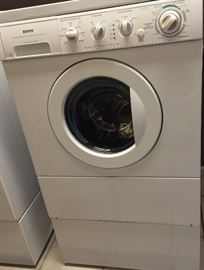 Kenmore Stackable Front Loading Washer and Dryer 3.1 cuft
