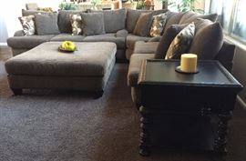 Robert Michael Corduroy Sectional  w Oversized Ottoman, Cocoa Brown