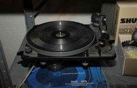 DUAL TURNTABLE
