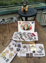Lots of interesting jewelry and small items