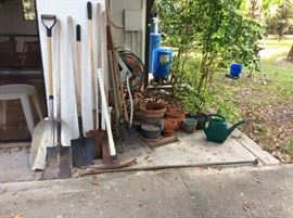 Garden utensils