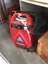 Portable air compressor