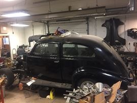 1937 PONTIAC 2 DOOR SEDAN RESTO ROD 5 SPEED