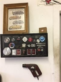 ANTIQUE COLLECTION OF EMBLEMS, TIMING LIGHT