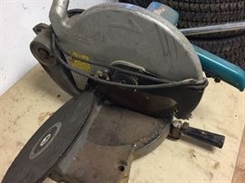 MAKITA MITER SAW